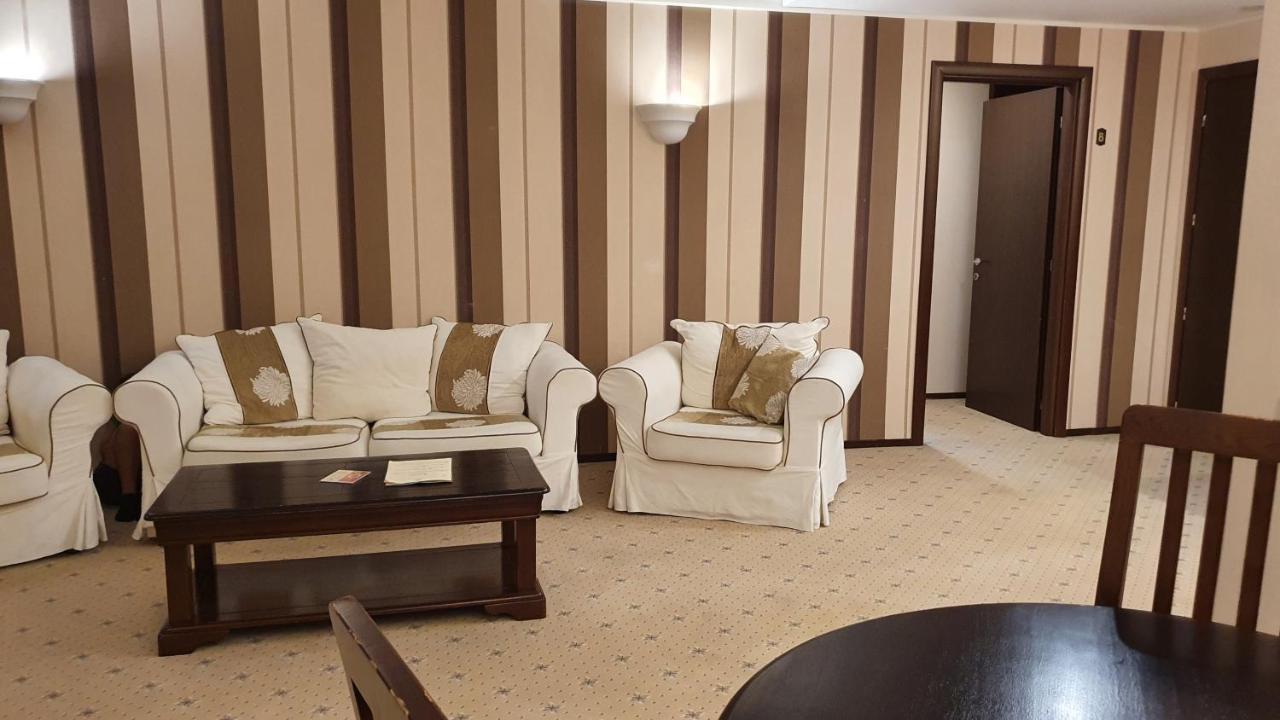 Apartament 2706 Alpin Resort, Etaj 7, Poiana Brasov Luaran gambar