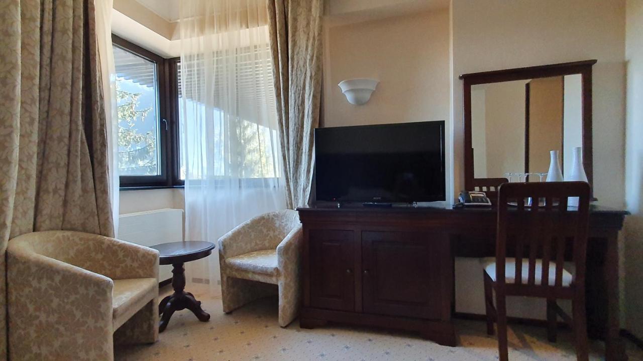 Apartament 2706 Alpin Resort, Etaj 7, Poiana Brasov Luaran gambar
